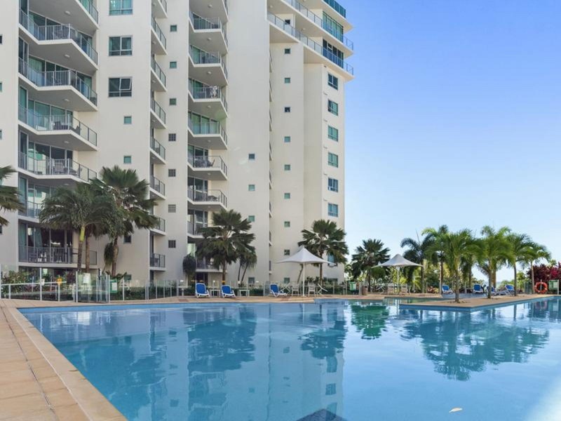 2 Aplin Street, Cairns City QLD 4870