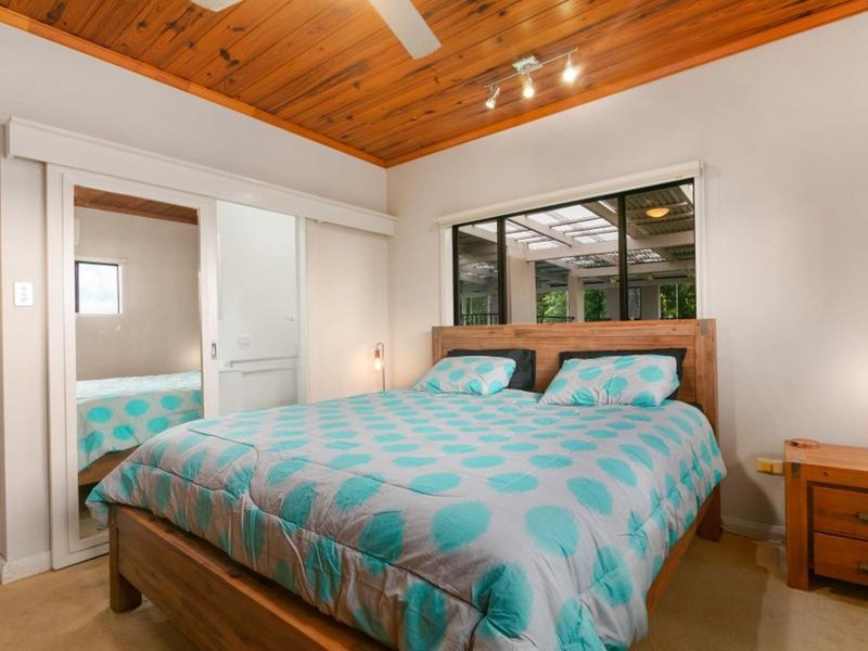 58 Park Street, Bayview Heights QLD 4868