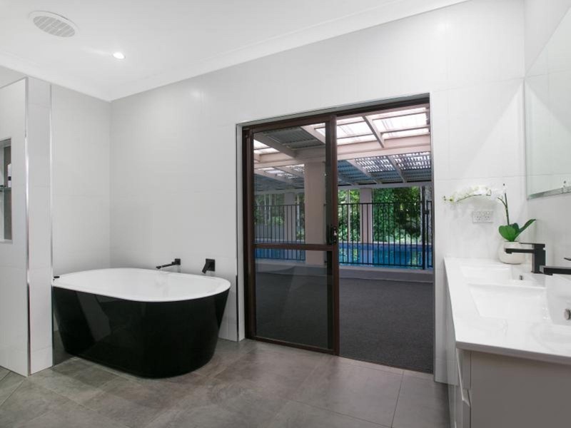 58 Park Street, Bayview Heights QLD 4868