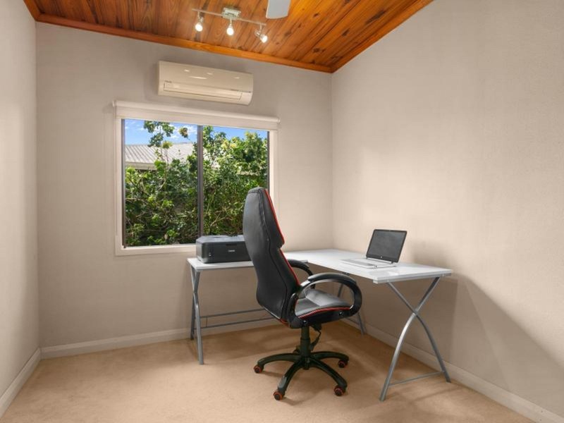 58 Park Street, Bayview Heights QLD 4868