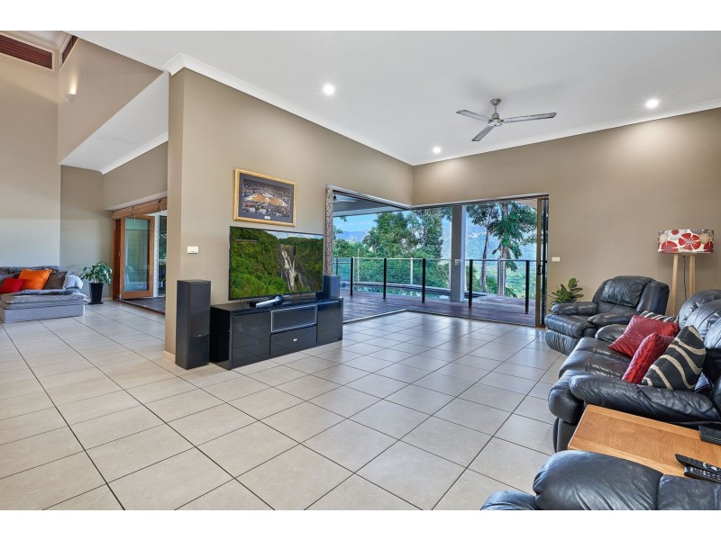 49 The Peak Road, Brinsmead QLD 4870