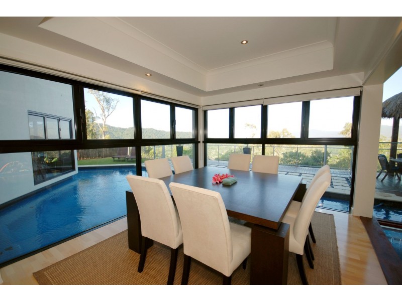 8 The Peak Road, Brinsmead QLD 4870