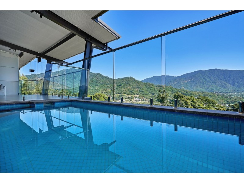 7-9 The Peak Road, Brinsmead QLD 4870