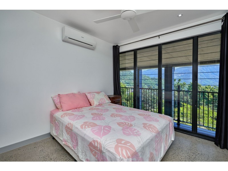 7-9 The Peak Road, Brinsmead QLD 4870