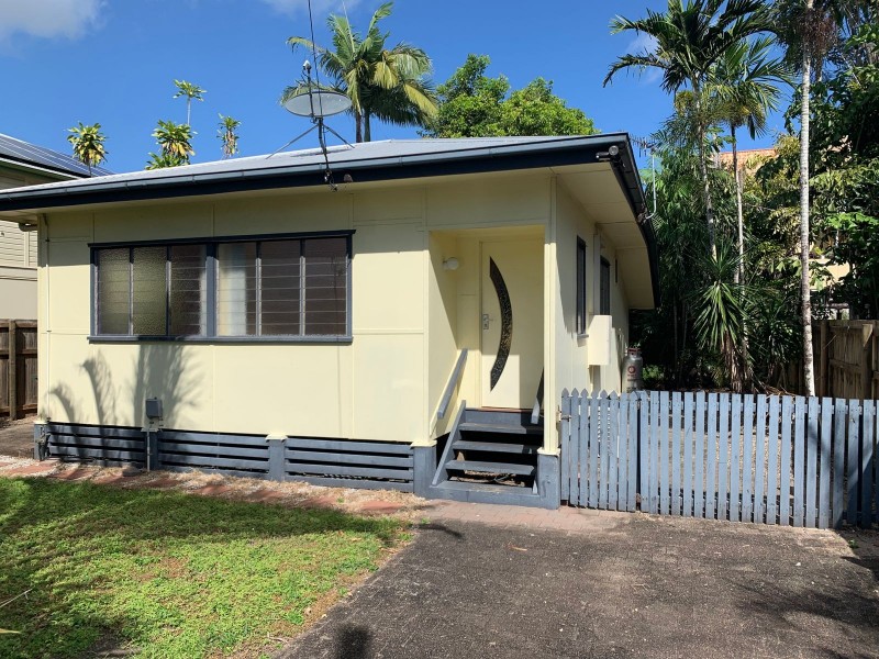 351 McLeod Street, Cairns North QLD 4870