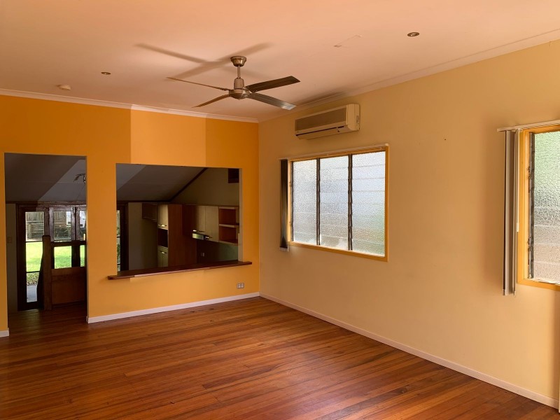 351 McLeod Street, Cairns North QLD 4870
