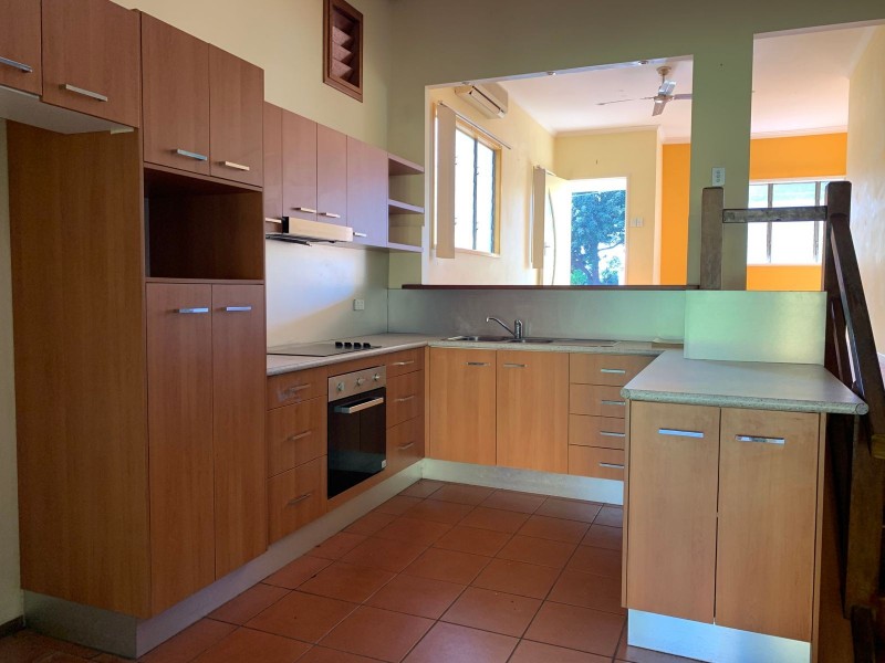 351 McLeod Street, Cairns North QLD 4870