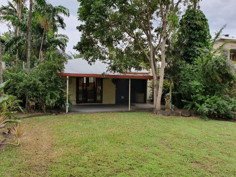 351 McLeod Street, Cairns North QLD 4870