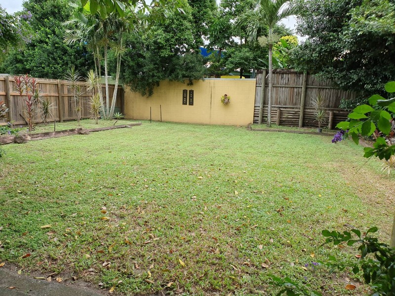 351 McLeod Street, Cairns North QLD 4870