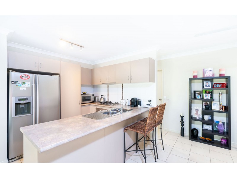1/4 Michelia Street, Palm Cove QLD 4879