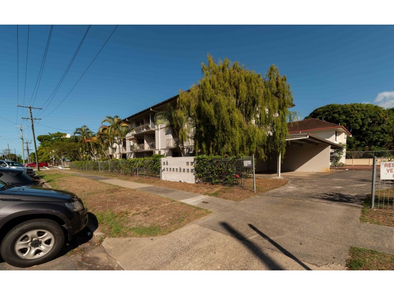 4/171 Grafton Street, Cairns North QLD 4870