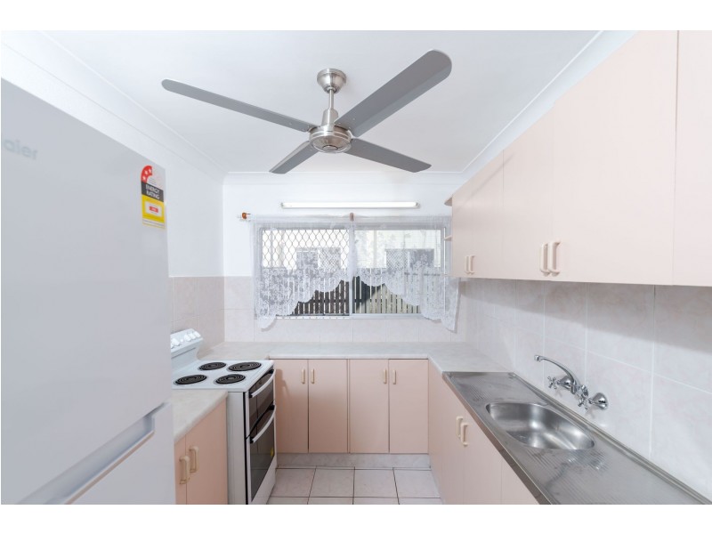 4/171 Grafton Street, Cairns North QLD 4870