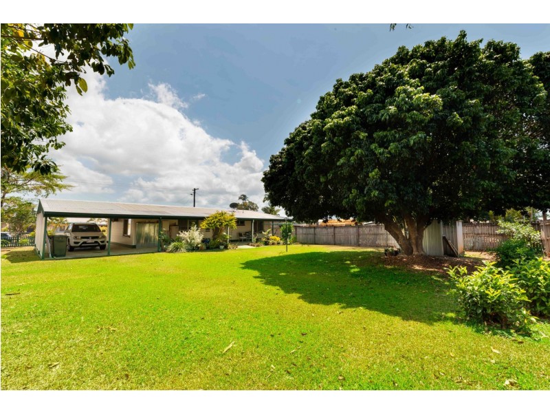 7 Tracey Close, Woree QLD 4868