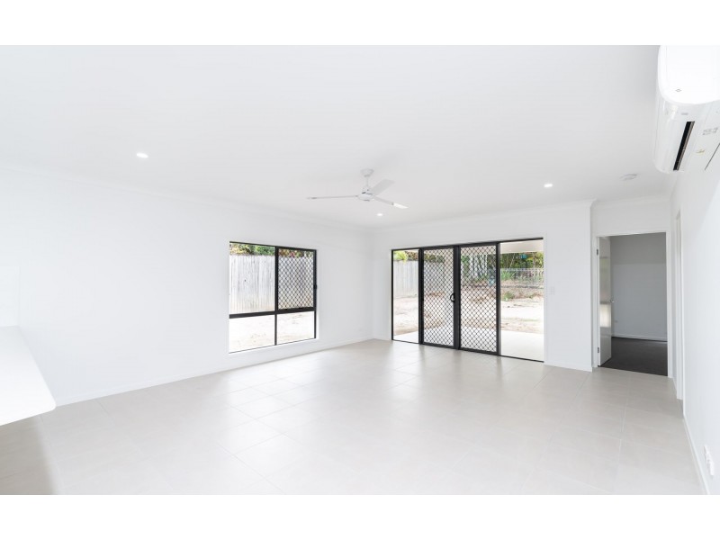 6 Griffiths Street, Manoora QLD 4870