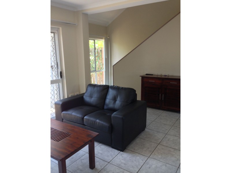 1/314 Draper Street, Parramatta Park QLD 4870