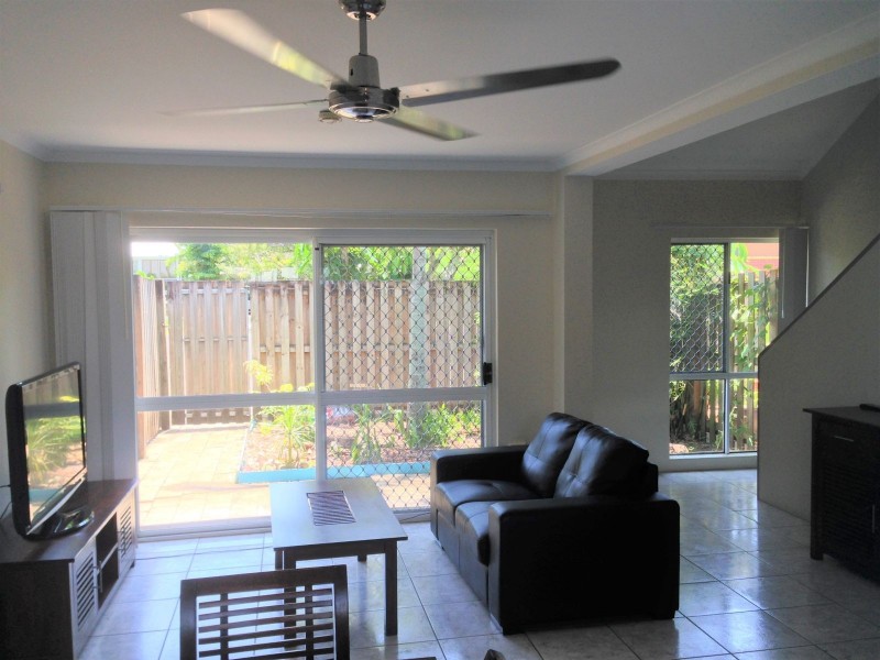 1/314 Draper Street, Parramatta Park QLD 4870