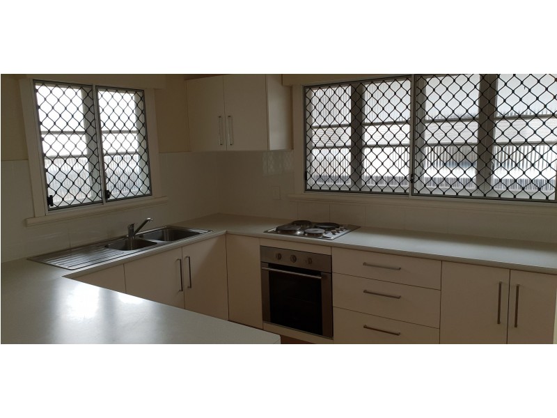 193 Newell Street, Bungalow QLD 4870