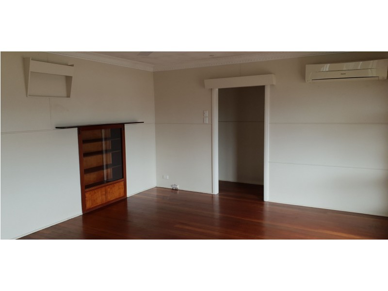 193 Newell Street, Bungalow QLD 4870