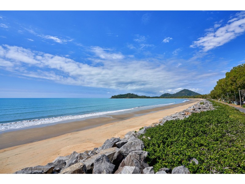 5 Upolu Esplanade, Clifton Beach QLD 4879