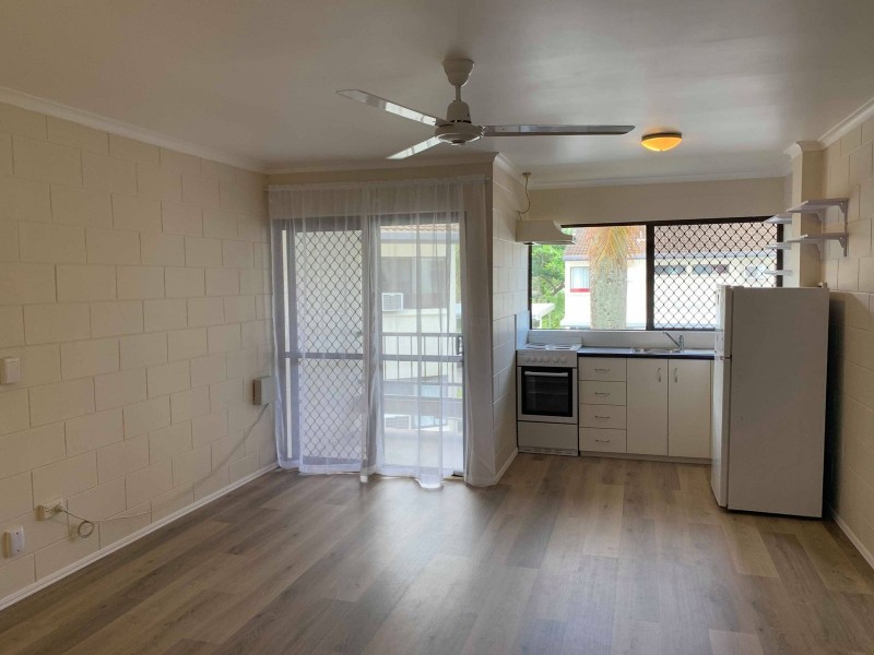 35/5-9 Fisk Street, Westcourt QLD 4870