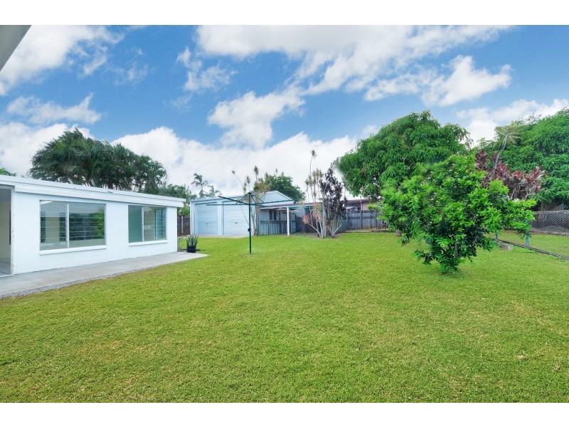 79 McLaughlin Road, Bentley Park QLD 4869