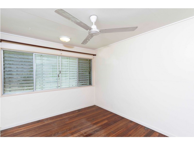 68 Moody Street, Manoora QLD 4870