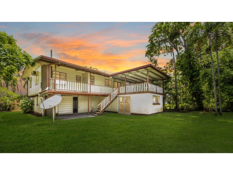 68 Moody Street, Manoora QLD 4870