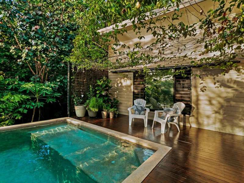 31 Lookout Terrace, Trinity Beach QLD 4879