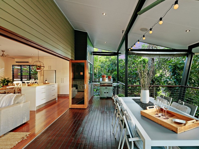31 Lookout Terrace, Trinity Beach QLD 4879