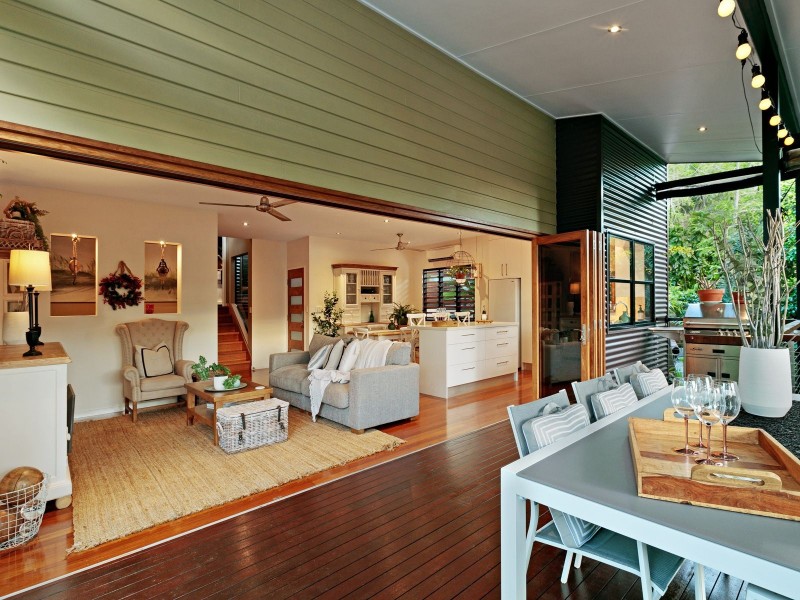 31 Lookout Terrace, Trinity Beach QLD 4879