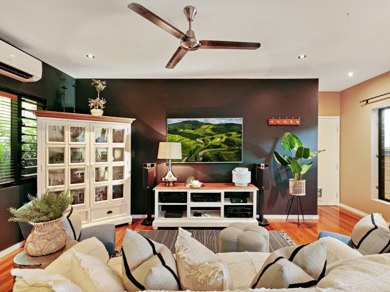 31 Lookout Terrace, Trinity Beach QLD 4879