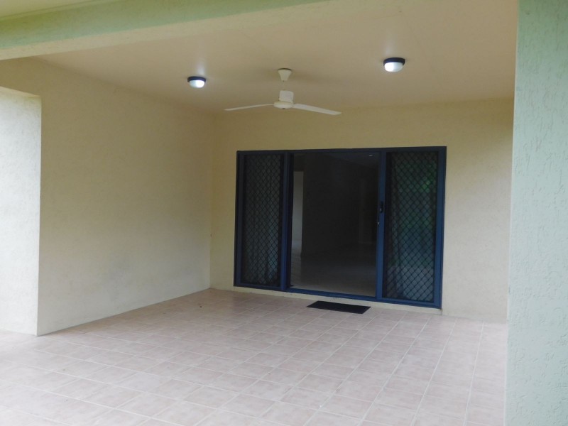 6 Howie Close, Kewarra Beach QLD 4879