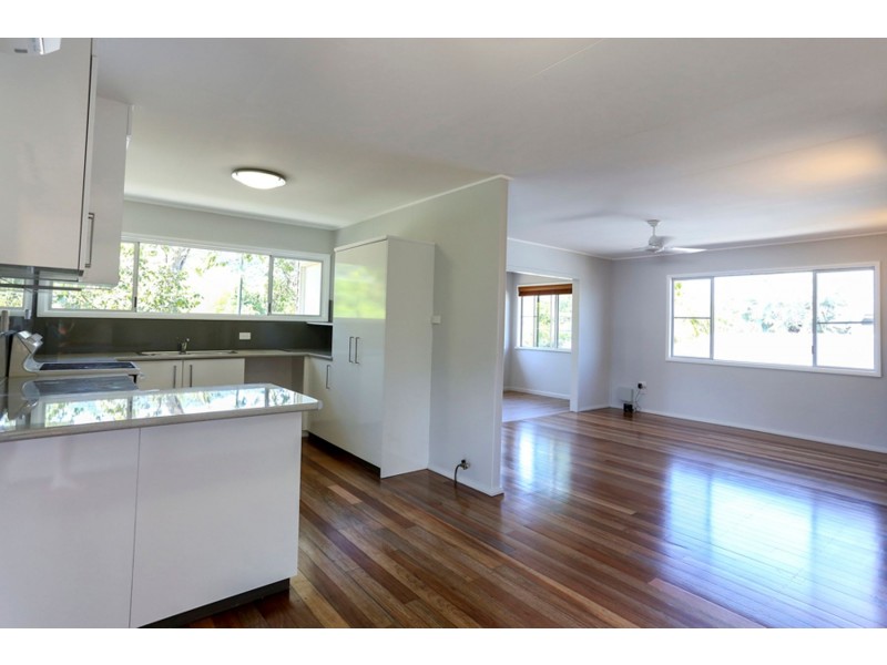 149 Russell Street, Edge Hill QLD 4870