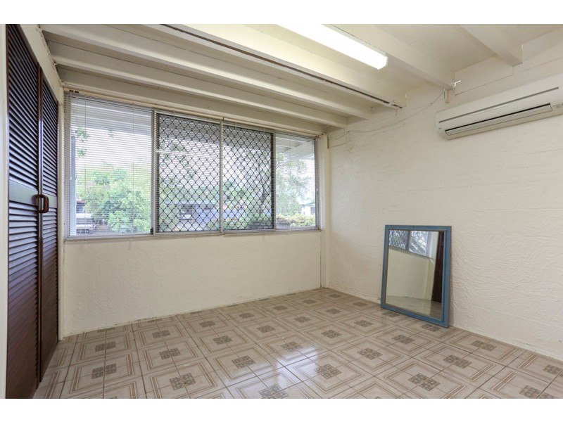 149 Russell Street, Edge Hill QLD 4870