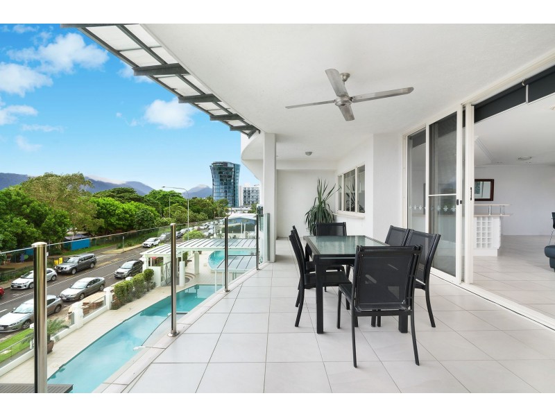 13/155-159 Esplanade, Cairns City QLD 4870