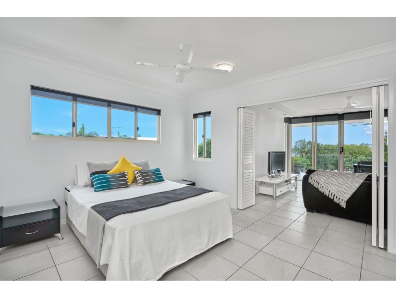 13/155-159 Esplanade, Cairns City QLD 4870