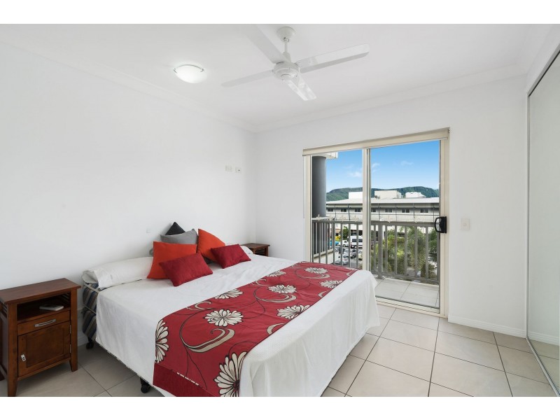 13/155-159 Esplanade, Cairns City QLD 4870
