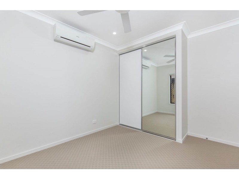 30 Aroona Street, Caravonica QLD 4878