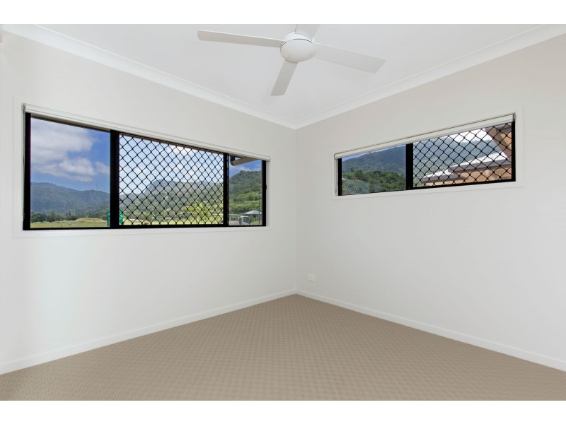 30 Aroona Street, Caravonica QLD 4878