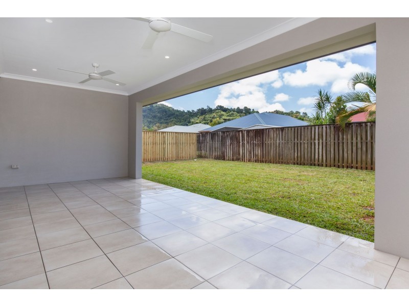 30 Aroona Street, Caravonica QLD 4878