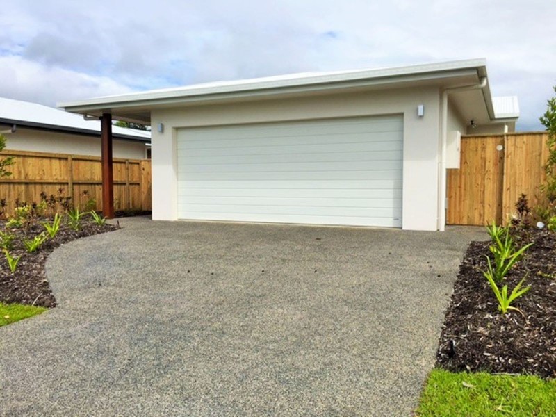 50 Seaways Street, Trinity Beach QLD 4879