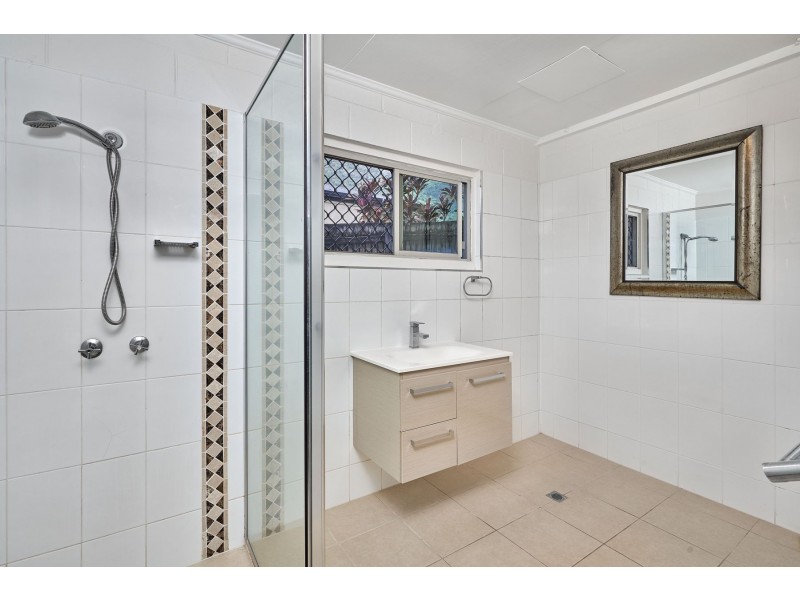 22 Marti Street, Bayview Heights QLD 4868
