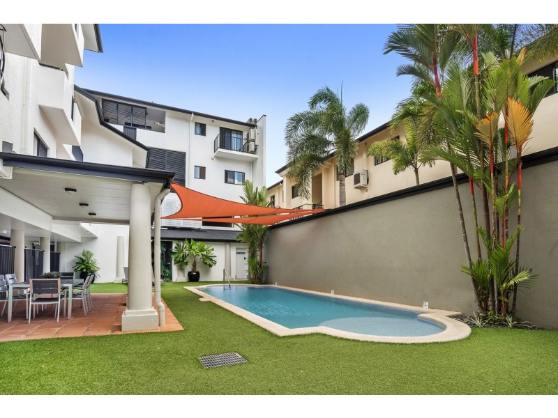 7/77 Spence Street, Cairns City QLD 4870