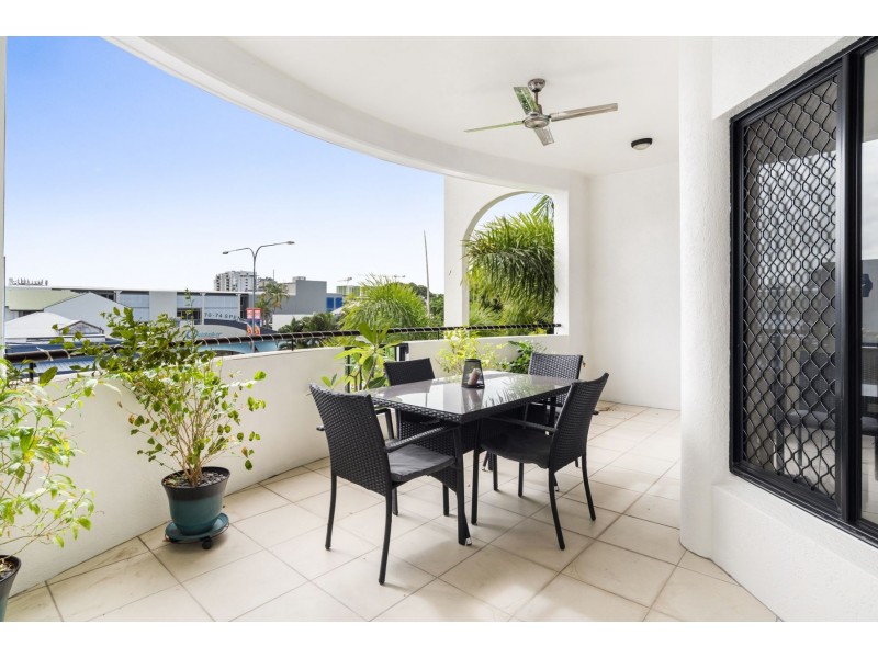 7/77 Spence Street, Cairns City QLD 4870