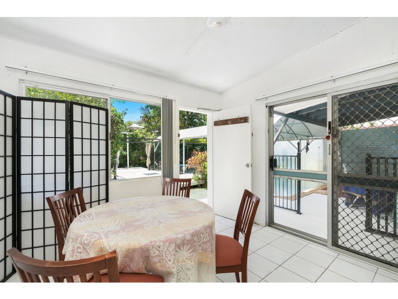 158 McManus Street, Whitfield QLD 4870