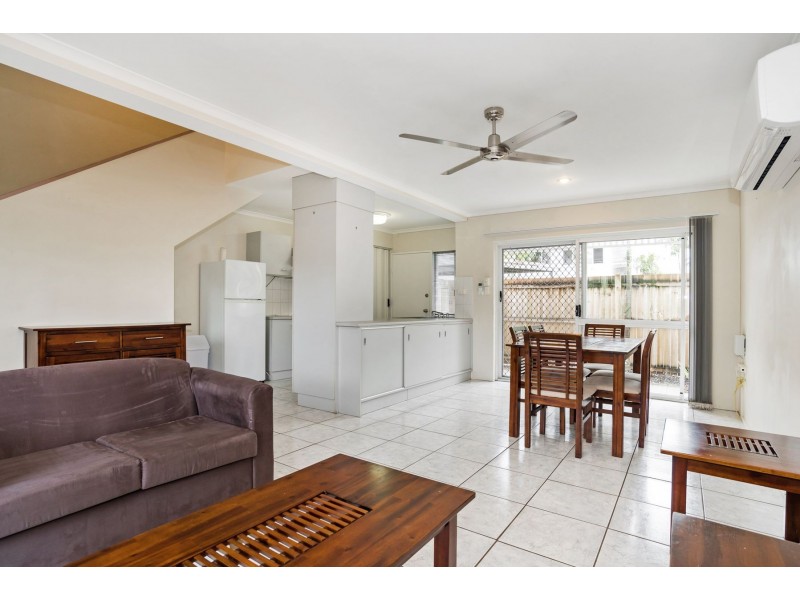 1/314 Draper Street, Parramatta Park QLD 4870