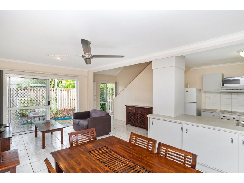1/314 Draper Street, Parramatta Park QLD 4870