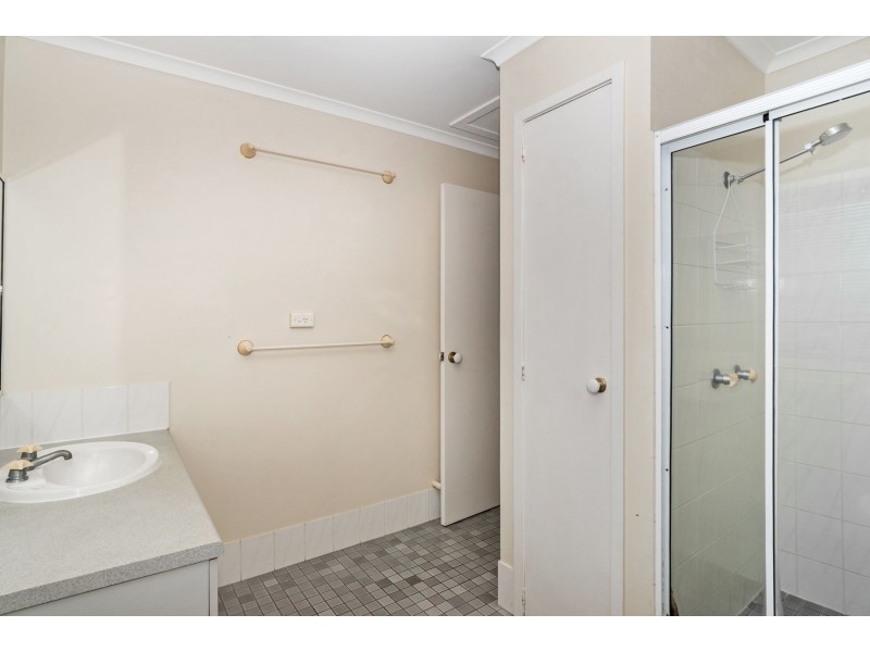 1/314 Draper Street, Parramatta Park QLD 4870