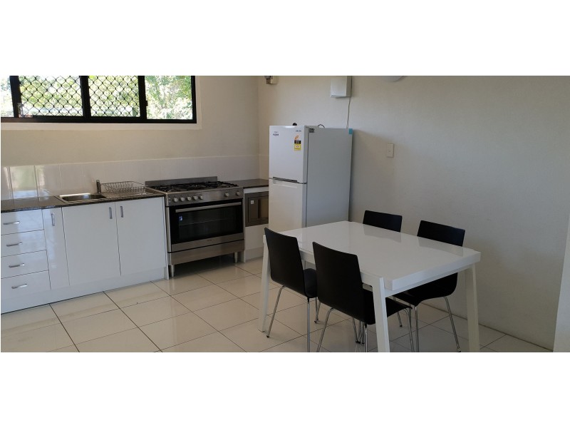 7/338 Sheridan Street, Cairns North QLD 4870