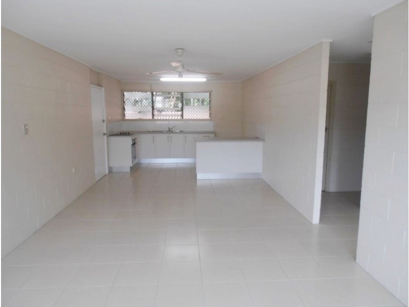 4/48 Alfred Street, Manunda QLD 4870